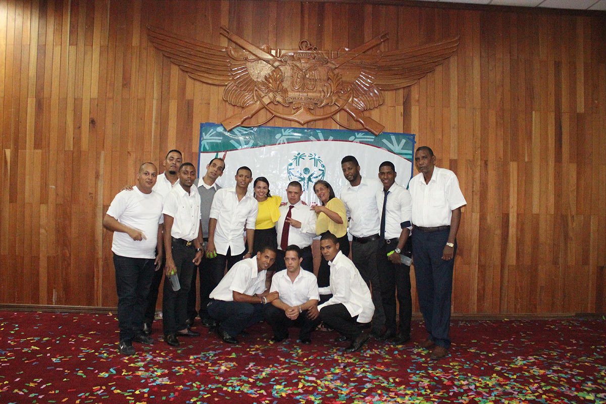OLIVER APOYA LAS OLIMPIADAS ESPECIALES
